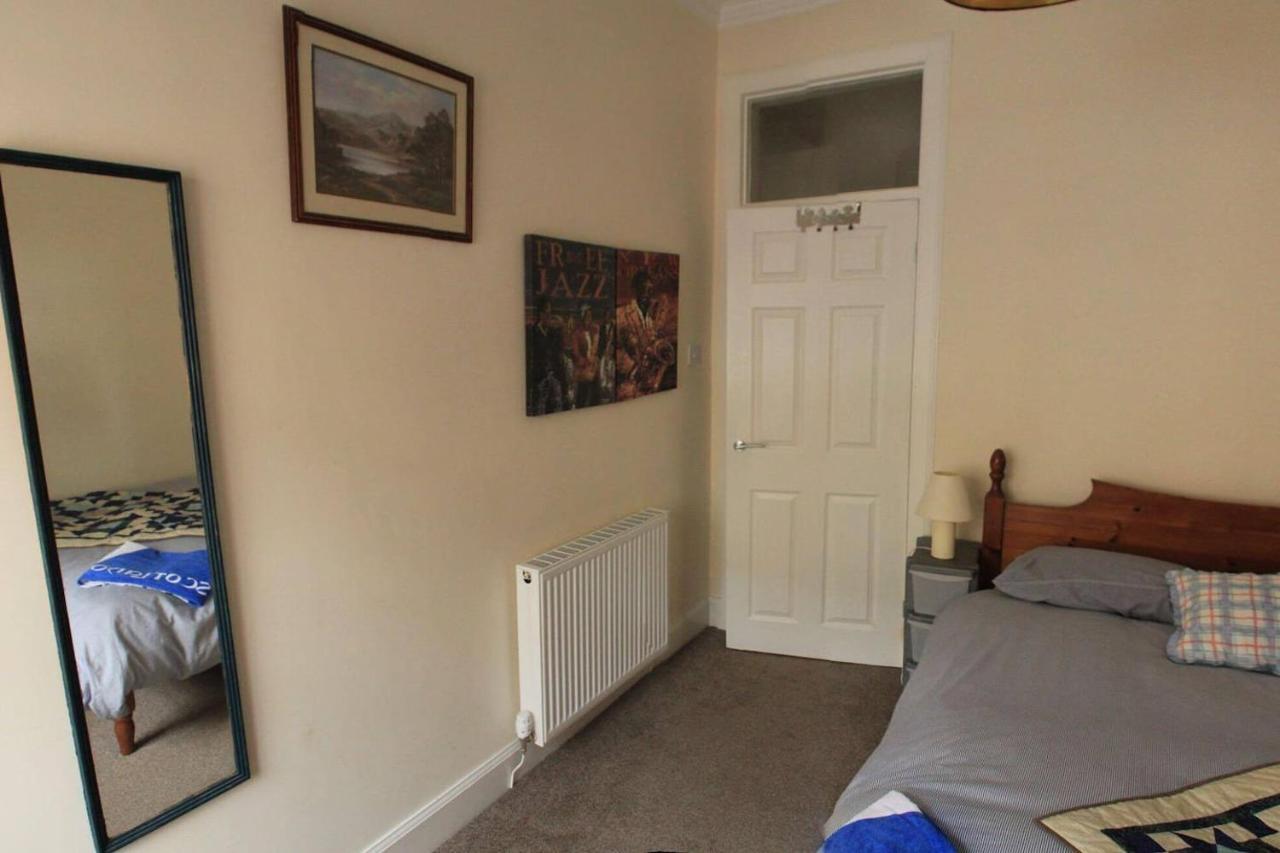 Entire Apartment In Edimburgo Esterno foto